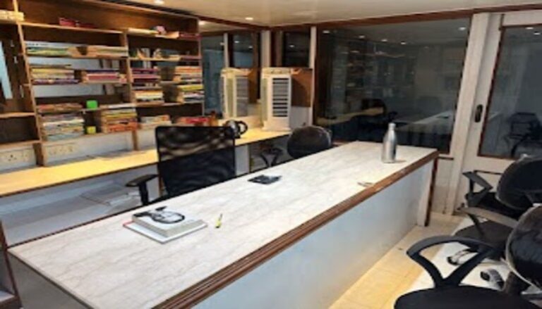 The Ultimate Guide to Financial Freedom: Why Upside Institute Leads Stock Market Education in Mumbai